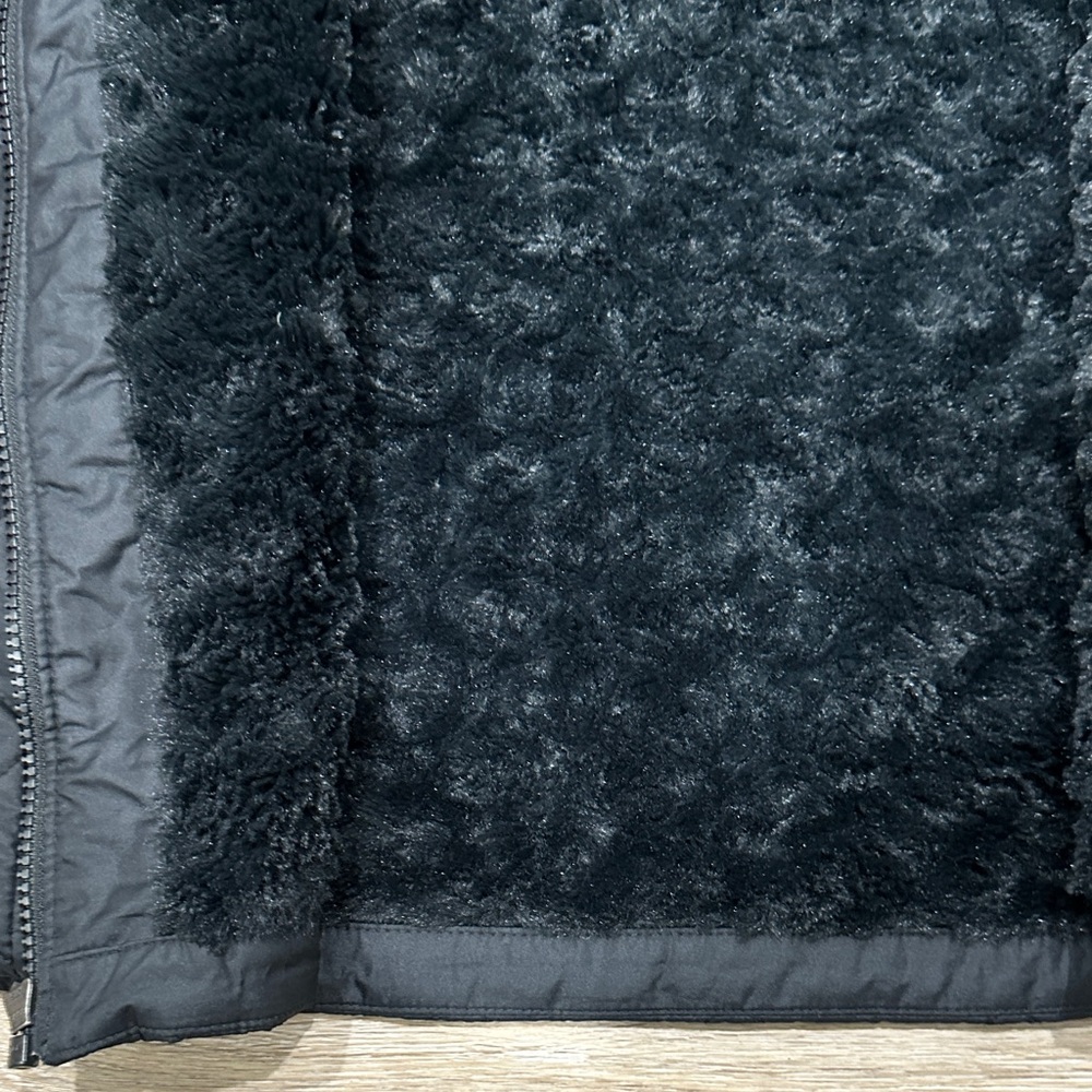 Columbia Black Quilted Vest - Picture 4 of 9